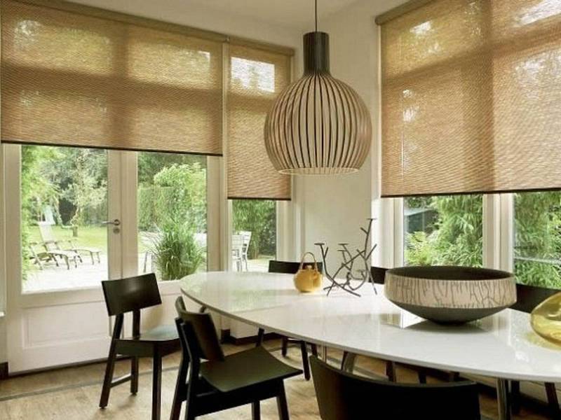 Конструктивные свойства бамбуковых штор для кухни с балконом