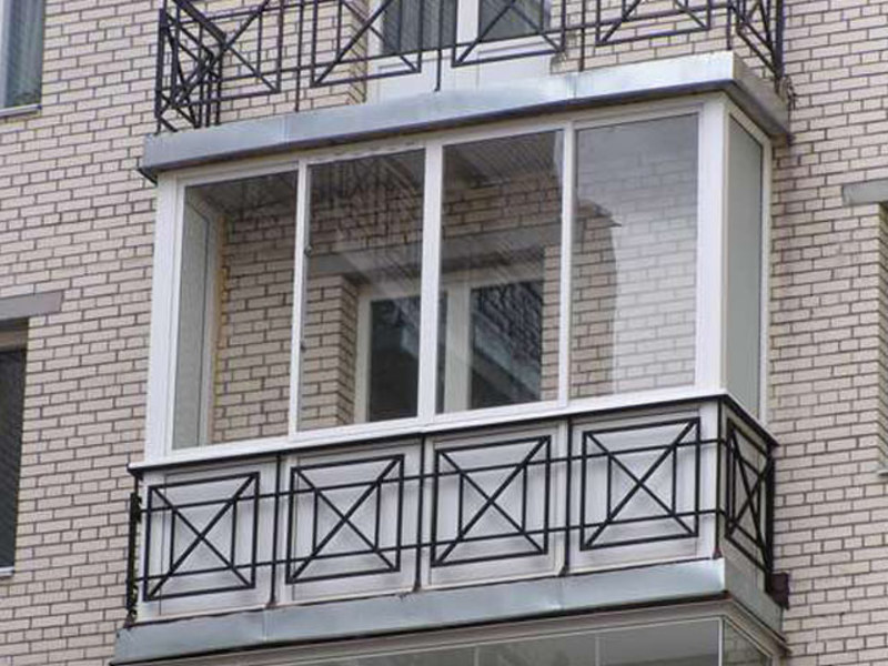 Остекление балконов в хрущевке: цена решений, фото галерея удачных вариантов остекления.