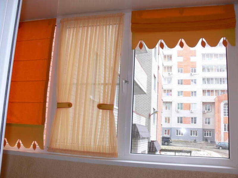 Какие шторы выбрать на балкон