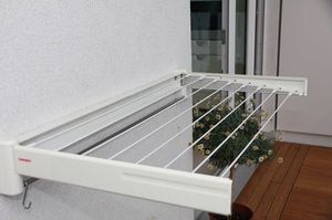 Описание качеств видов сушилок для одежды и белья на балконе