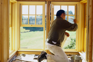Как отреставрировать деревянные окна своими руками